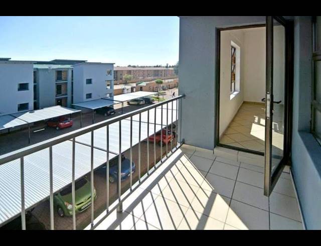 2 BEDROOM PROPERTY TO RENT IN GROBLERPARK